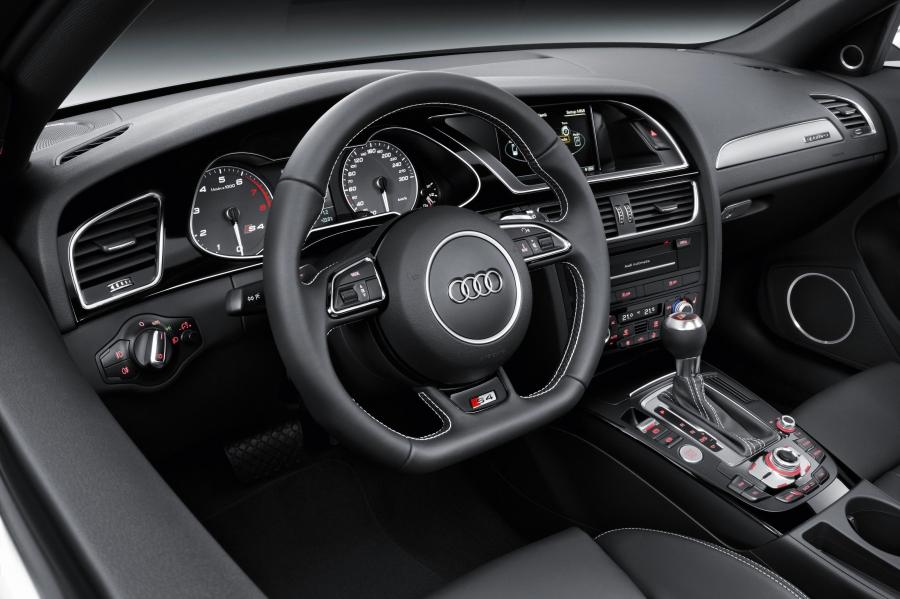 Торпедо Audi S4 Avant (B8, 8K) 2012 года  (WW) (фото 17 из 28)